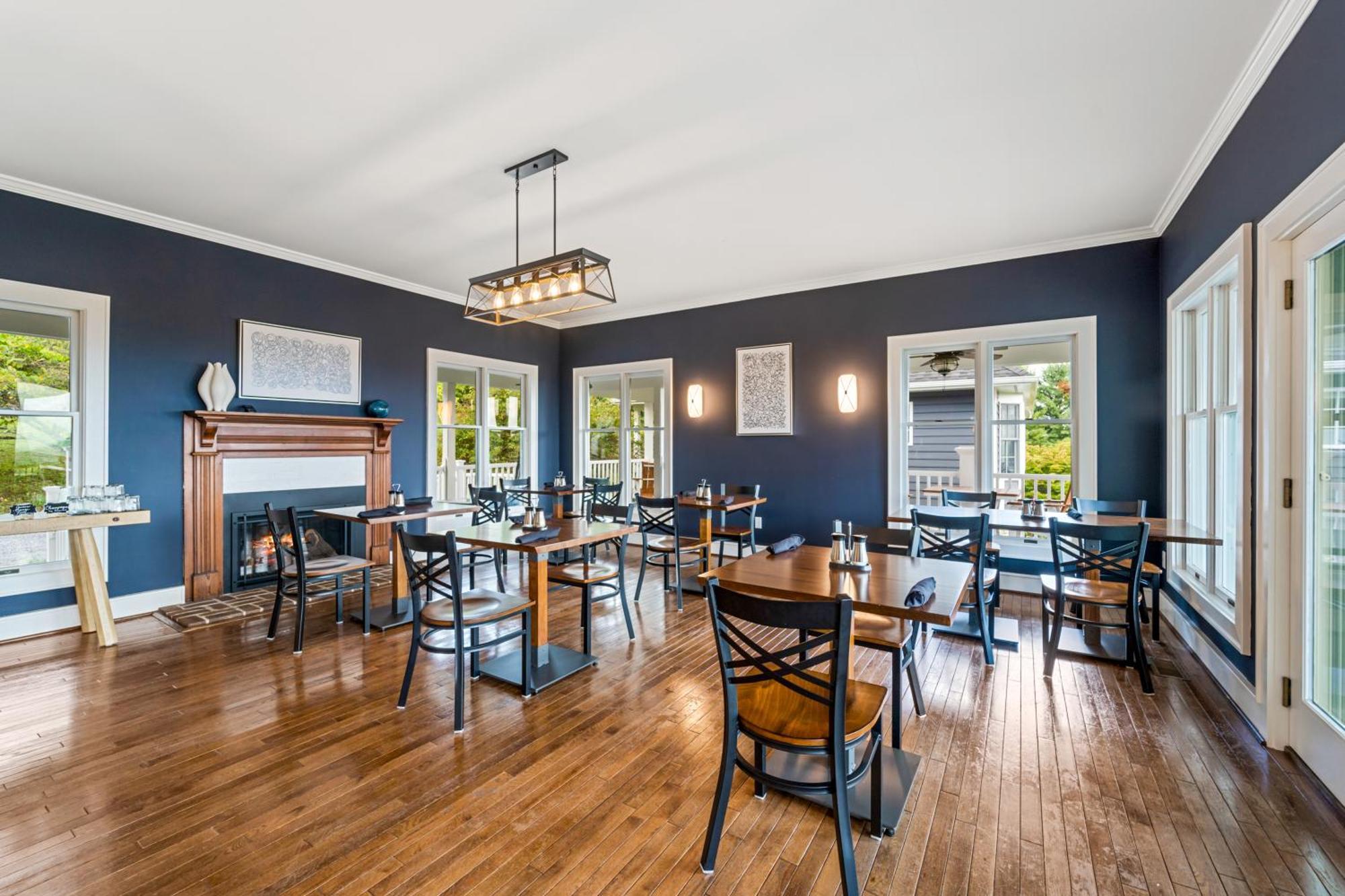 Inn At Brierley Hill Lexington Extérieur photo